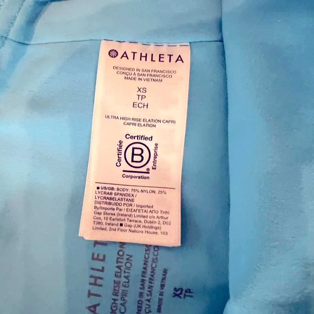 Athleta Ultra High Rise Elation Capri Workout Pants - Picture 8 of 9